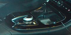 В сети рассекретили салон нового Mercedes-Benz E-Class. Фотослайдер 0