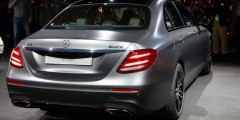 Mercedes представил новое поколение E-Class. Фотослайдер 0