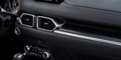 Mazda представила CX-5 нового поколения. Фотослайдер 1