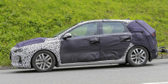Hyundai вывел на тесты хэтчбек i30 нового поколения. Фотослайдер 0