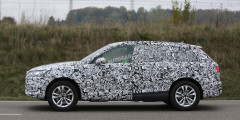 Новое поколение Audi Q7 получит матричную оптику. Фотослайдер 0