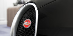 4 августа 2017 года бывший пилот Формулы 1 Хуан Пабло Монтойя установил очередной рекорд за рулем Bugatti Chiron. Под его управлением автомобиль разогнался с места до 400 км/ч и затормозил до полной остановки за 42 секунды. Для этого ему потребовалась дистанция в 3112 метров