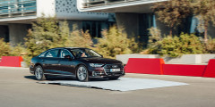 Видео: первый тест новой Audi A8 - Полигон
