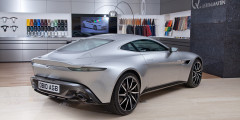 Новый Aston Martin DB11 представили в России. Фотослайдер 0