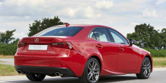 Lexus назвал цены на первый седан с турбированным мотором. Фотослайдер 0