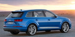 Audi назвала российские цены на новый Q7. Фотослайдер 0