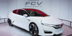 Honda обновила концепт водородного автомобиля. Фотослайдер 0