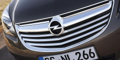 Opel Insignia: новые моторы и интерьер. Фотослайдер 0