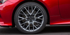 Объявлены цены на купе Lexus RC. Фотослайдер 0