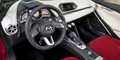 Новой Mazda2 добавят эмоций . Фотослайдер 1