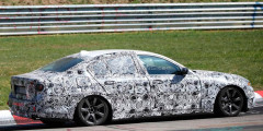 BMW тестирует новое поколение 5-Series на Нюрбургринге. Фотослайдер 0