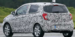 Opel вывел на тесты новую модель. Фотослайдер 0