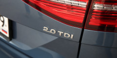 Toyota Prius против дизельного VW Passat — заправка
