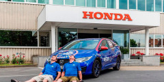 Honda Civic Tourer установил новый рекорд экономичности. Фотослайдер 0