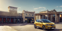 Renault рассекретил дизайн нового Scenic. Фотослайдер 0