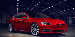 Tesla обновила электрокар Model S. Фотослайдер 1