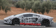 Рассекречен преемник Lamborghini Murcielago. Первые фото. Фотослайдер 0