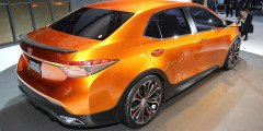 Toyota представит новую Corolla в этом году . Фотослайдер 0