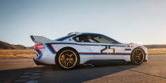 BMW рассекретила гоночную версию шоу-кара 3.0 CSL Hommage. Фотослайдер 0