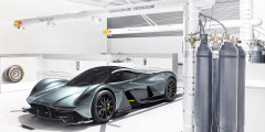 Aston Martin представил гиперкар нового поколения. Фотослайдер 0