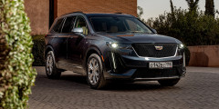 Тест-драйв Cadillac XT6 - Экстерьер