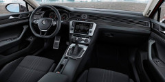 Volkswagen показал вседорожную версию Passat. Фотослайдер 0