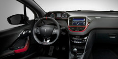 Peugeot 208 R: больше спорта. Фотослайдер 0