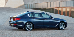 BMW 5 Series 4 Внешность Синий
