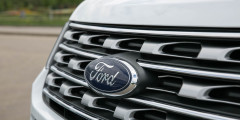Вид сверху. Ford Explorer против Kia Sorento Prime. Фотослайдер 3