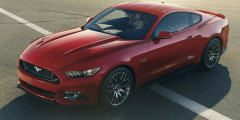 Ford представил новый Mustang. Фотослайдер 0