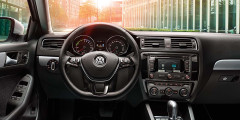 В России стартуют продажи обновленного  Volkswagen Jetta. Фотослайдер 0
