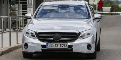 В сети появились первые фотографии салона нового Mercedes-Benz E-Class. Фотослайдер 1
