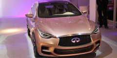 Infiniti Q30: симптомы нового сегмента. Фотослайдер 0