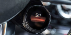 Суперкары в зеркале заднего вида. Тест-драйв Mercedes-AMG A45 - Салон