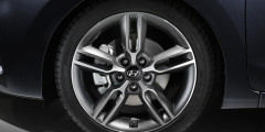 Hyundai обновила хэтчбек i30. Фотослайдер 0
