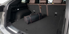Багажник Wey 05 большим не назвать&nbsp;&mdash; его объем составляет от 371 до 1229 литров (при сложенном заднем диване). Запасного колеса нет, только ремкомплект