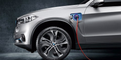 BMW рассказал о гибридном X5. Фотослайдер 0