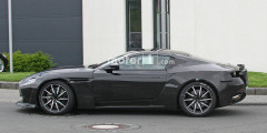 Опубликованы первые фотографии Aston Martin Vantage нового поколения. Фотослайдер 0