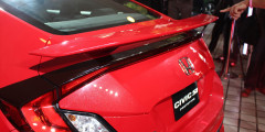 Honda представила предвестника спортивной версии Civic. Фотослайдер 0