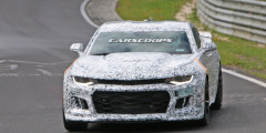Chevrolet Camaro Z1 сфотографировали на новых тестах. Фотослайдер 0