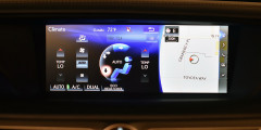 Обновленный Lexus GS получил двухлитровый турбомотор. Фотослайдер 0