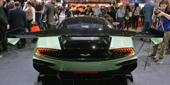Aston Martin оснастил спорткар Vulсan 800-сильным мотором. Фотослайдер 0