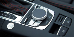 Салон Audi A3 напичкают электроникой. Фотослайдер 0