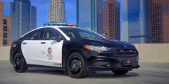 Ford разработал гибридный полицейский автомобиль