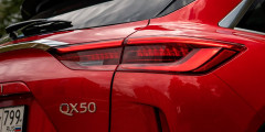 Шик, блеск, острота. Тест-драйв Infiniti QX50 и Lexus RX - инф.внешка