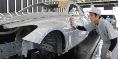 Infiniti приступила к производству нового купе Q60. Фотослайдер 0