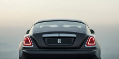 В салоне Rolls-Royce Wraith появились «падающие звезды»
