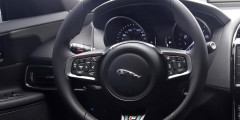 Jaguar назвал цены на новый XE . Фотослайдер 1