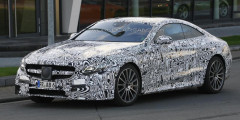 Mercedes-Benz тестирует купе S63 AMG . Фотослайдер 0