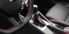 Красная линия. Тест-драйв Skoda Octavia RS. Фотослайдер 4